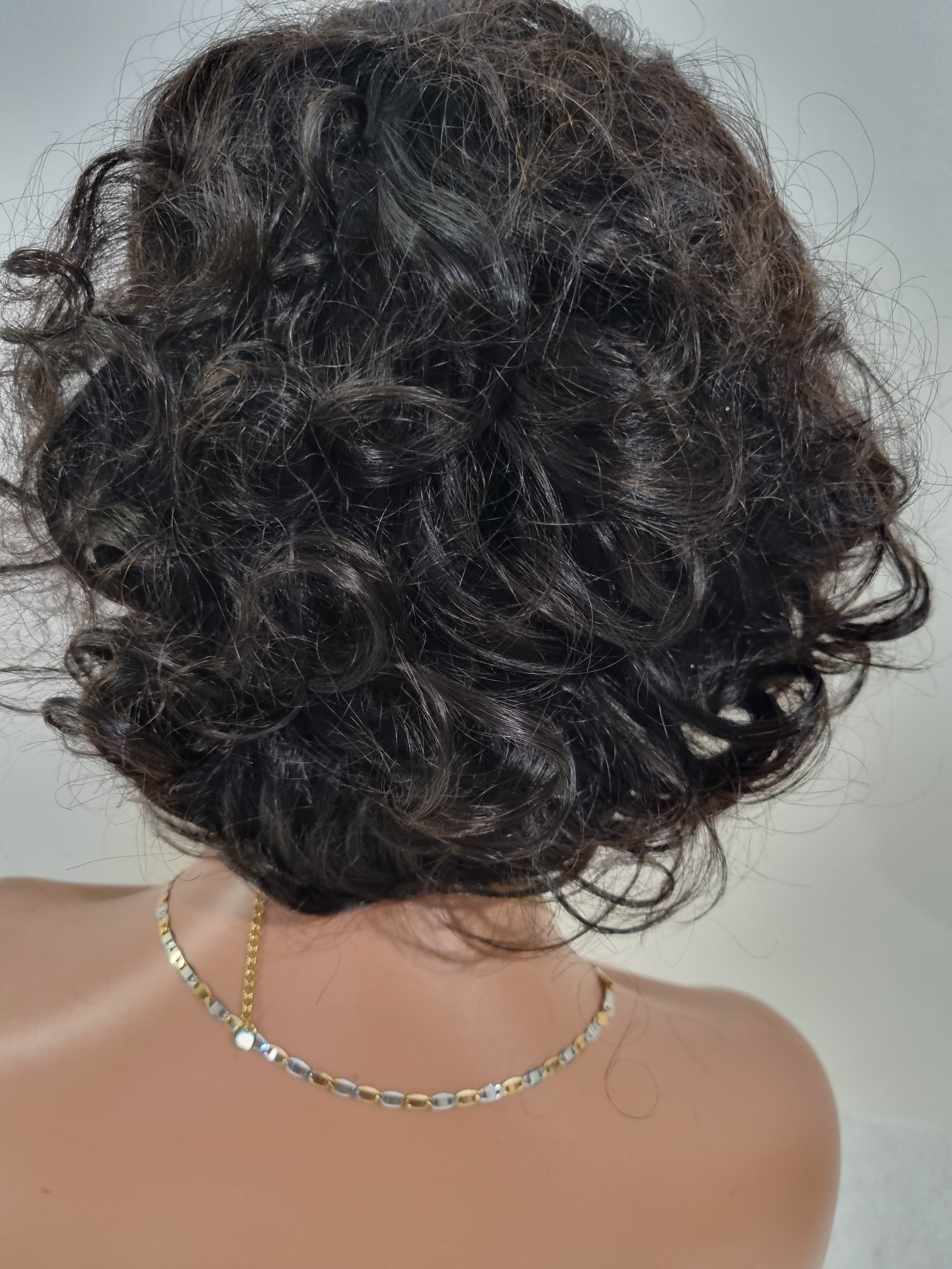 SHORT WAVY WIG