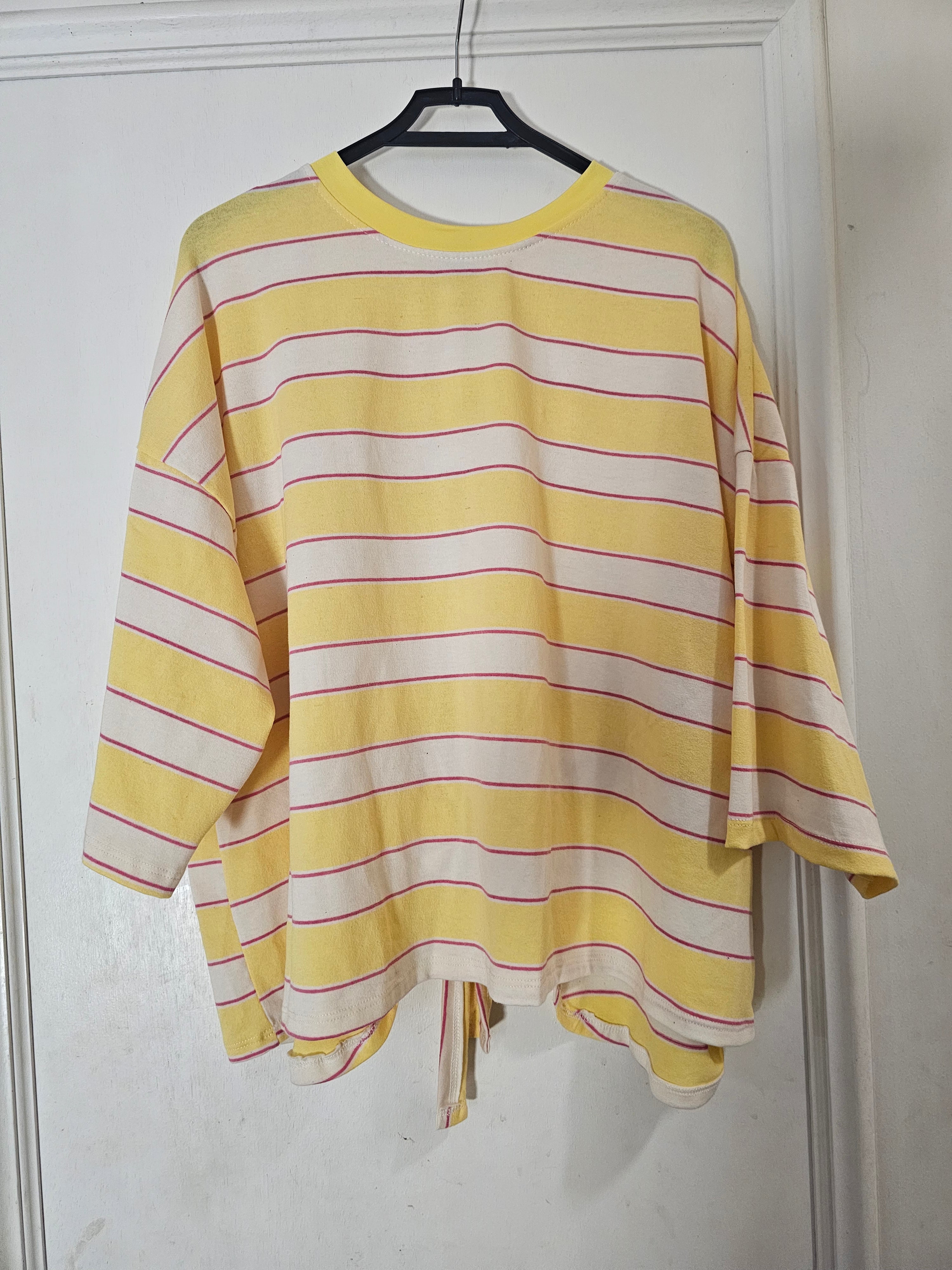 Tee-shirt dos ouvert