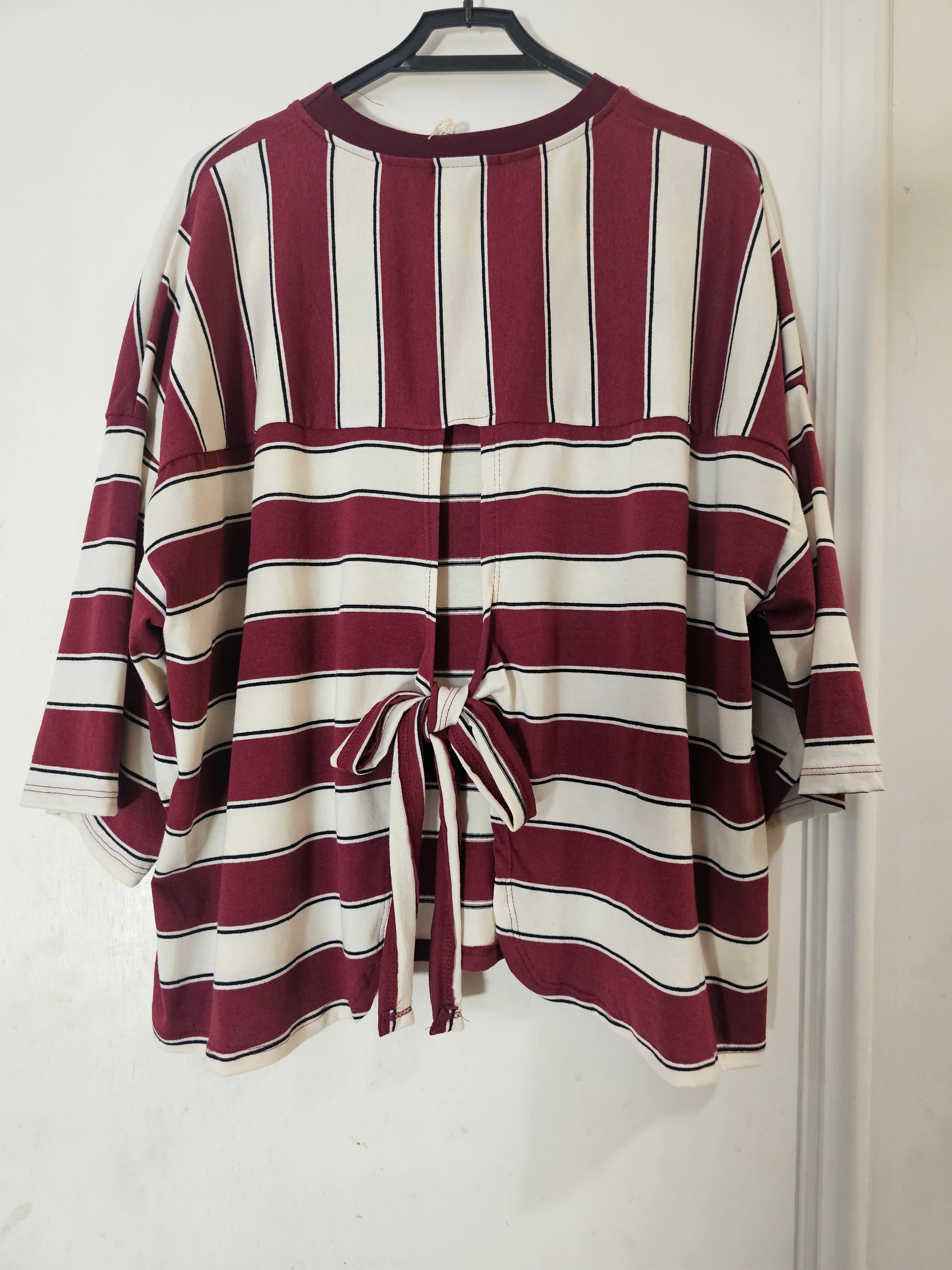 Tee-shirt dos ouvert