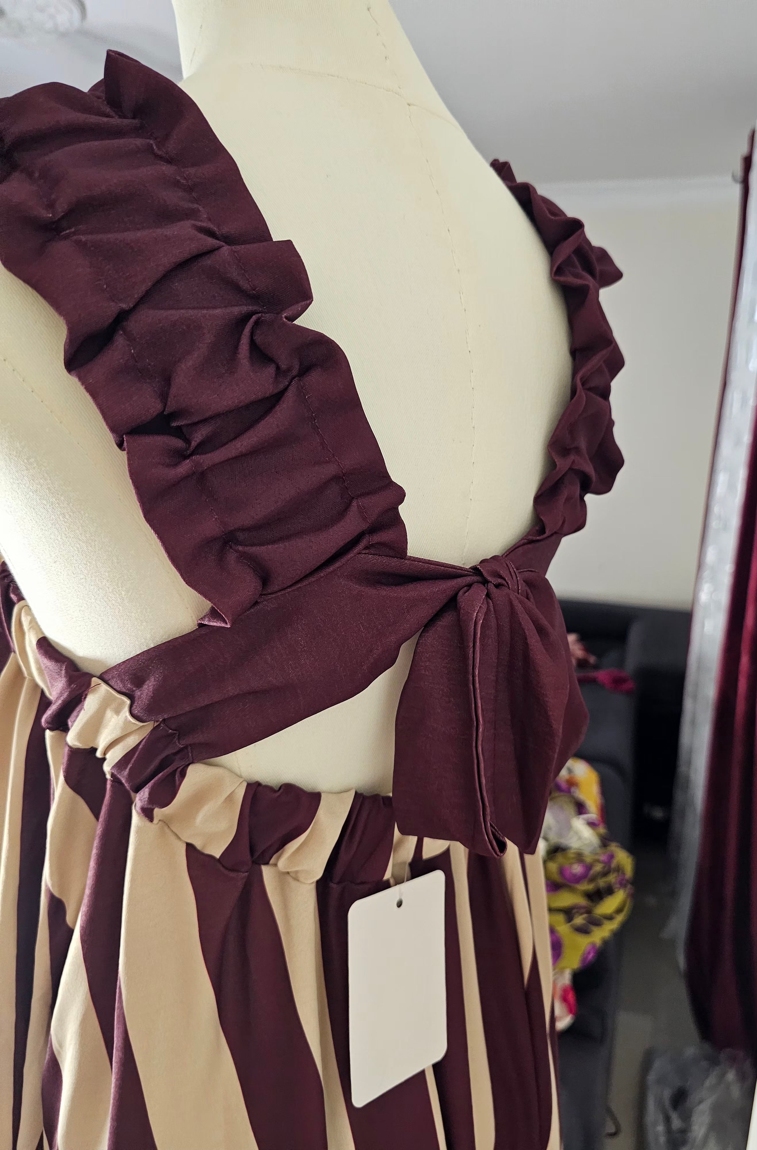 Robes dos nouer