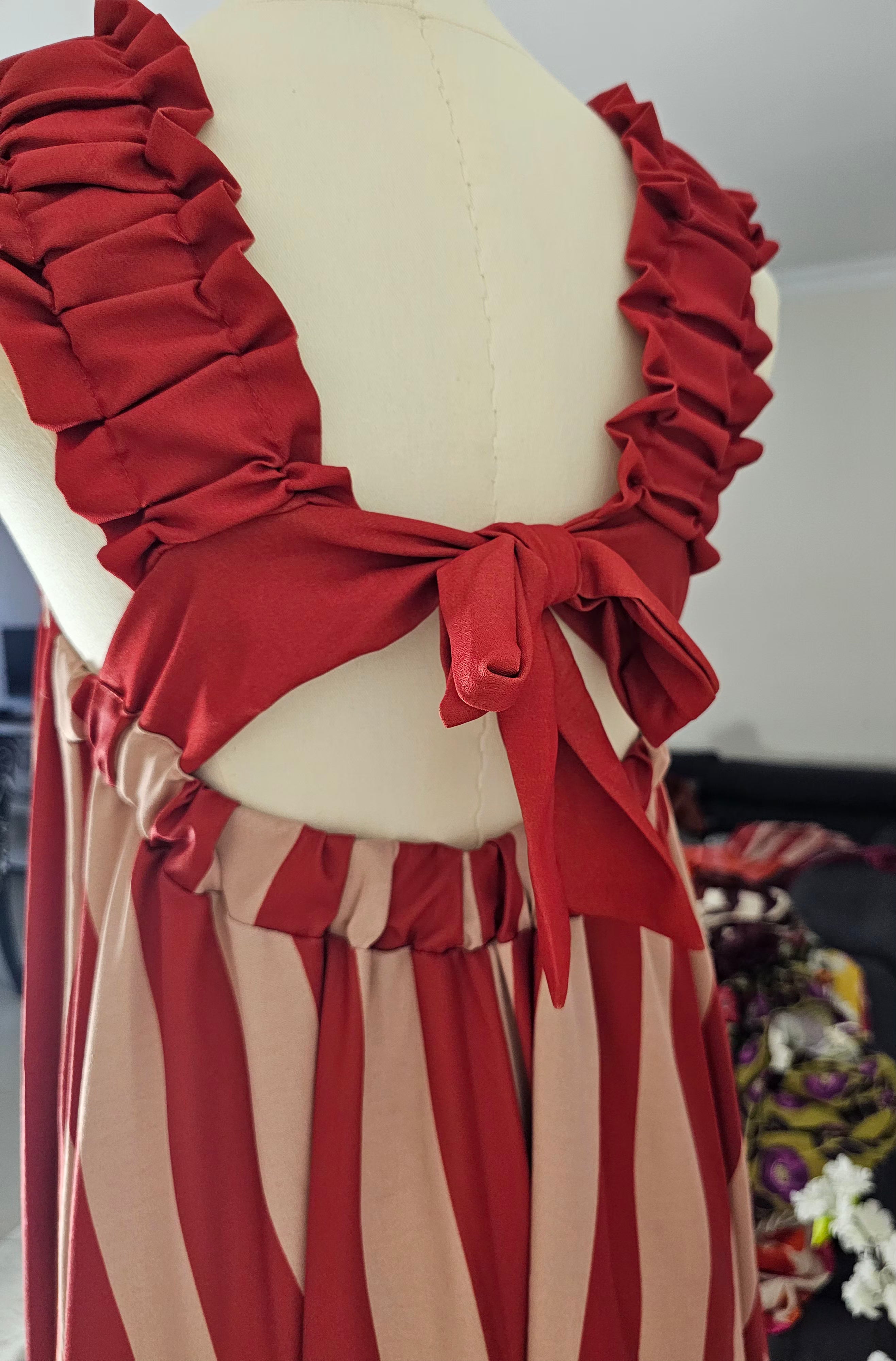 Robes dos nouer