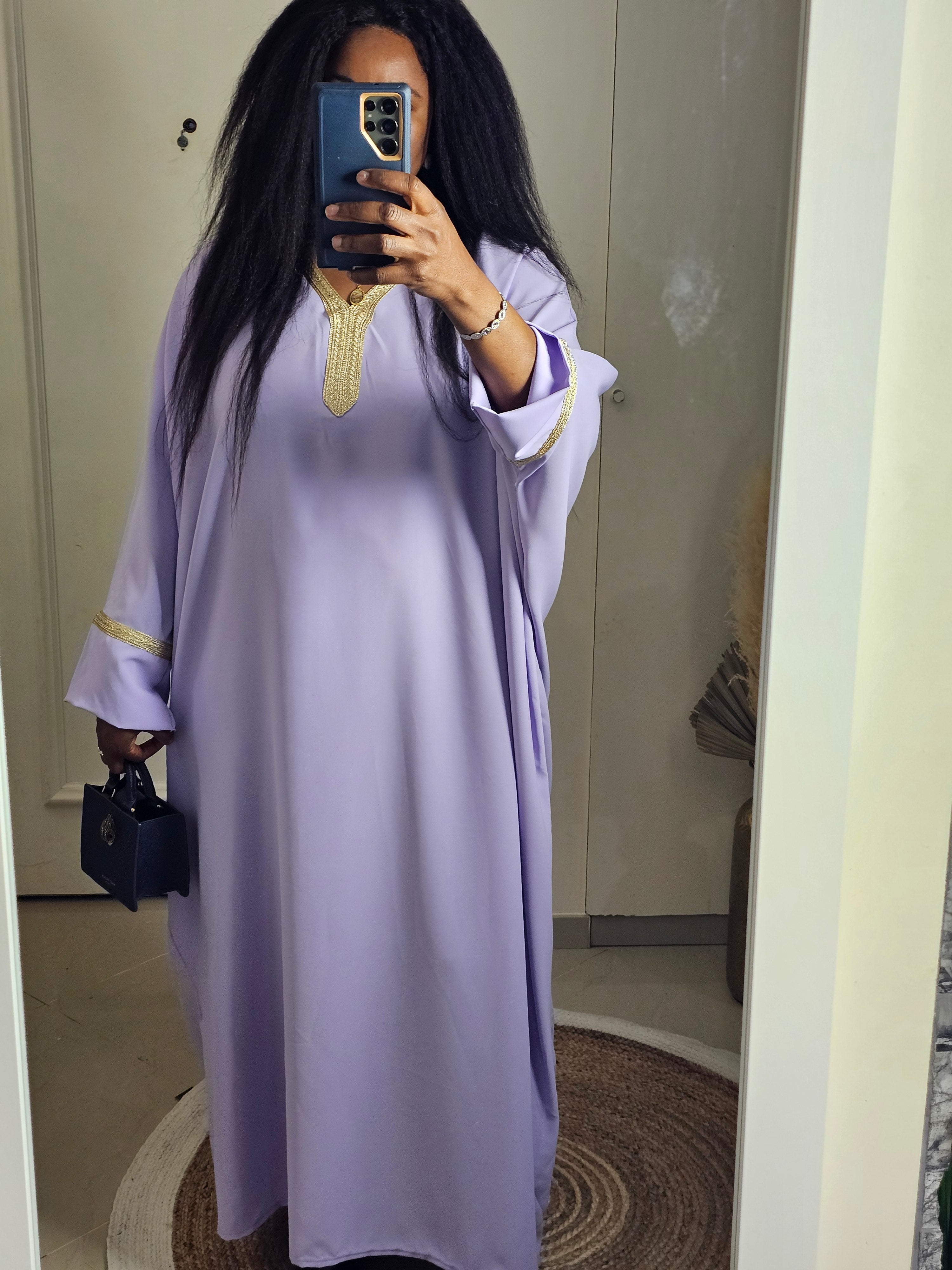 Abaya col v doré