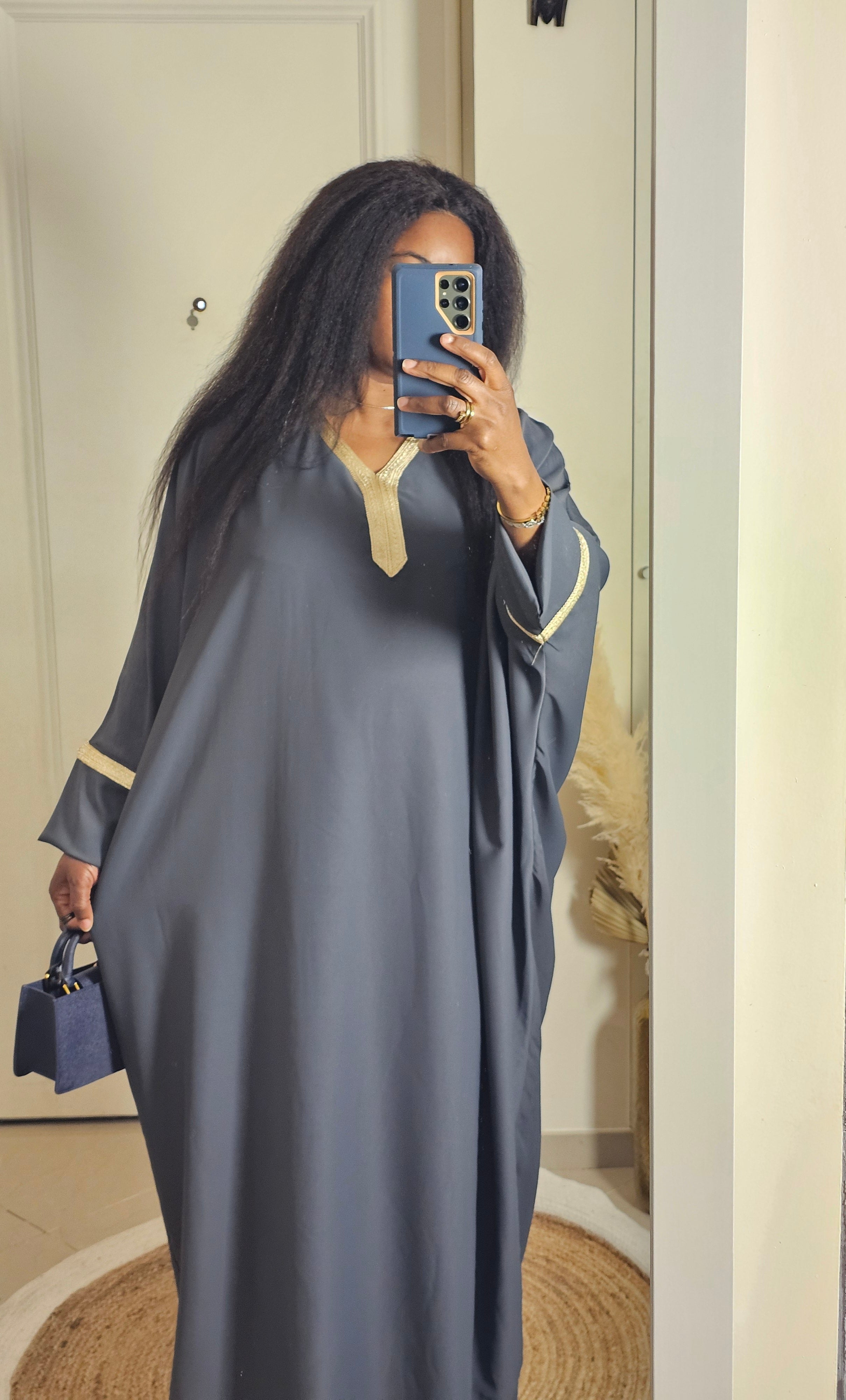 Abaya gris