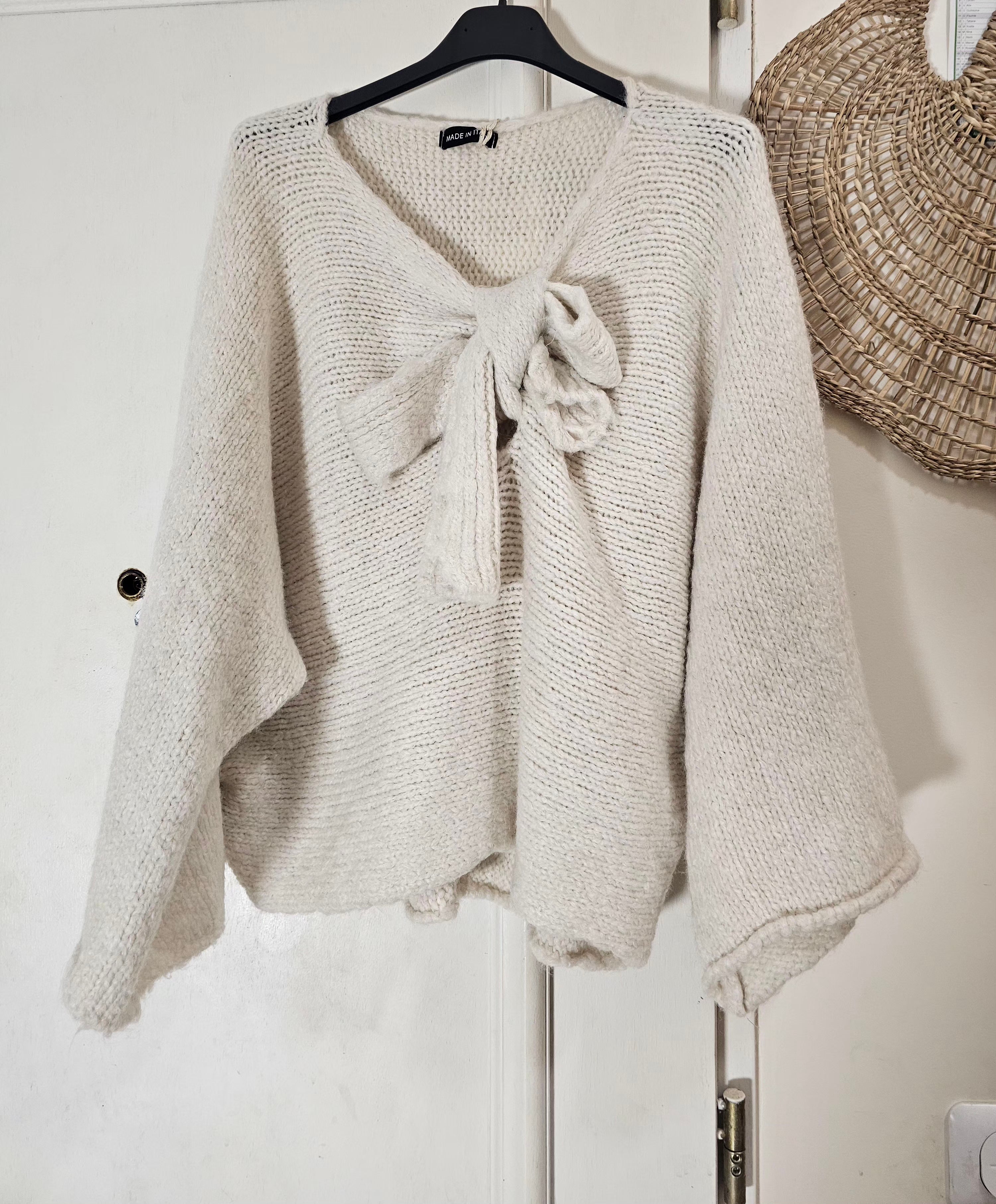 Pull col v Lina