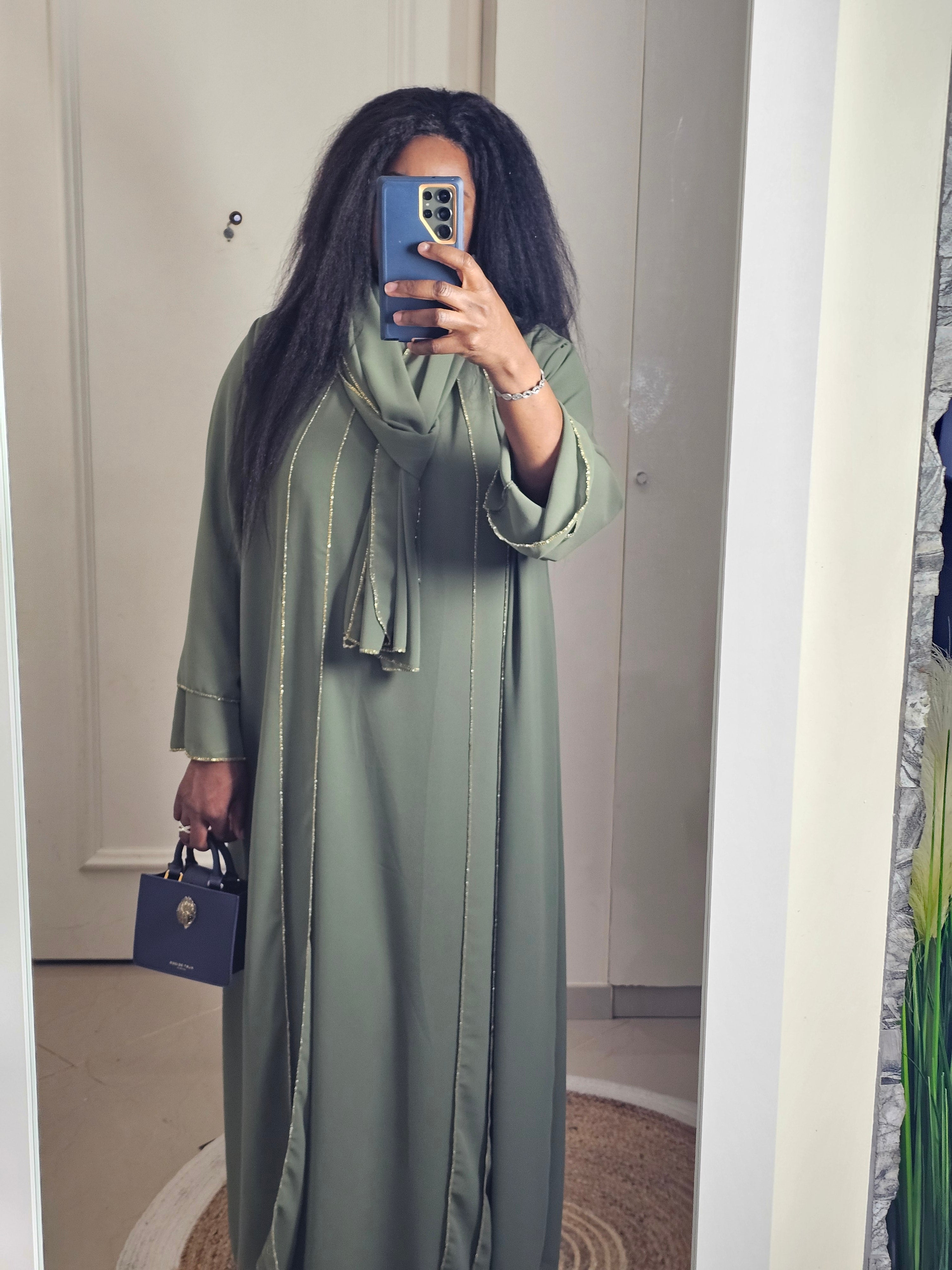 Abaya avec foulard