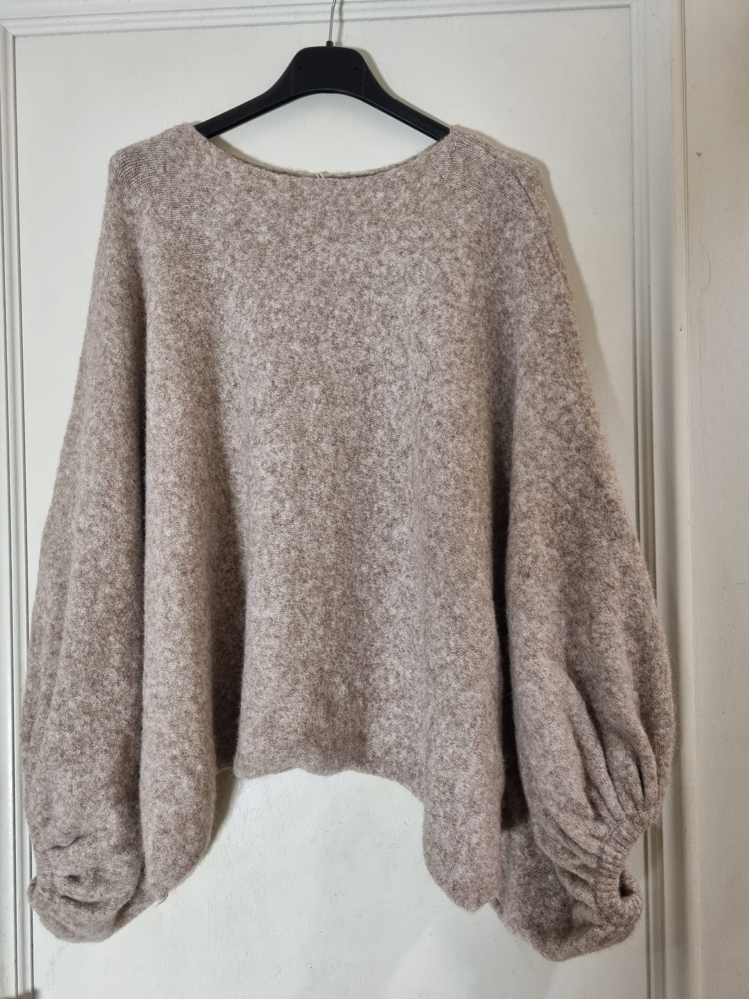 Pull col rond manches bouffante