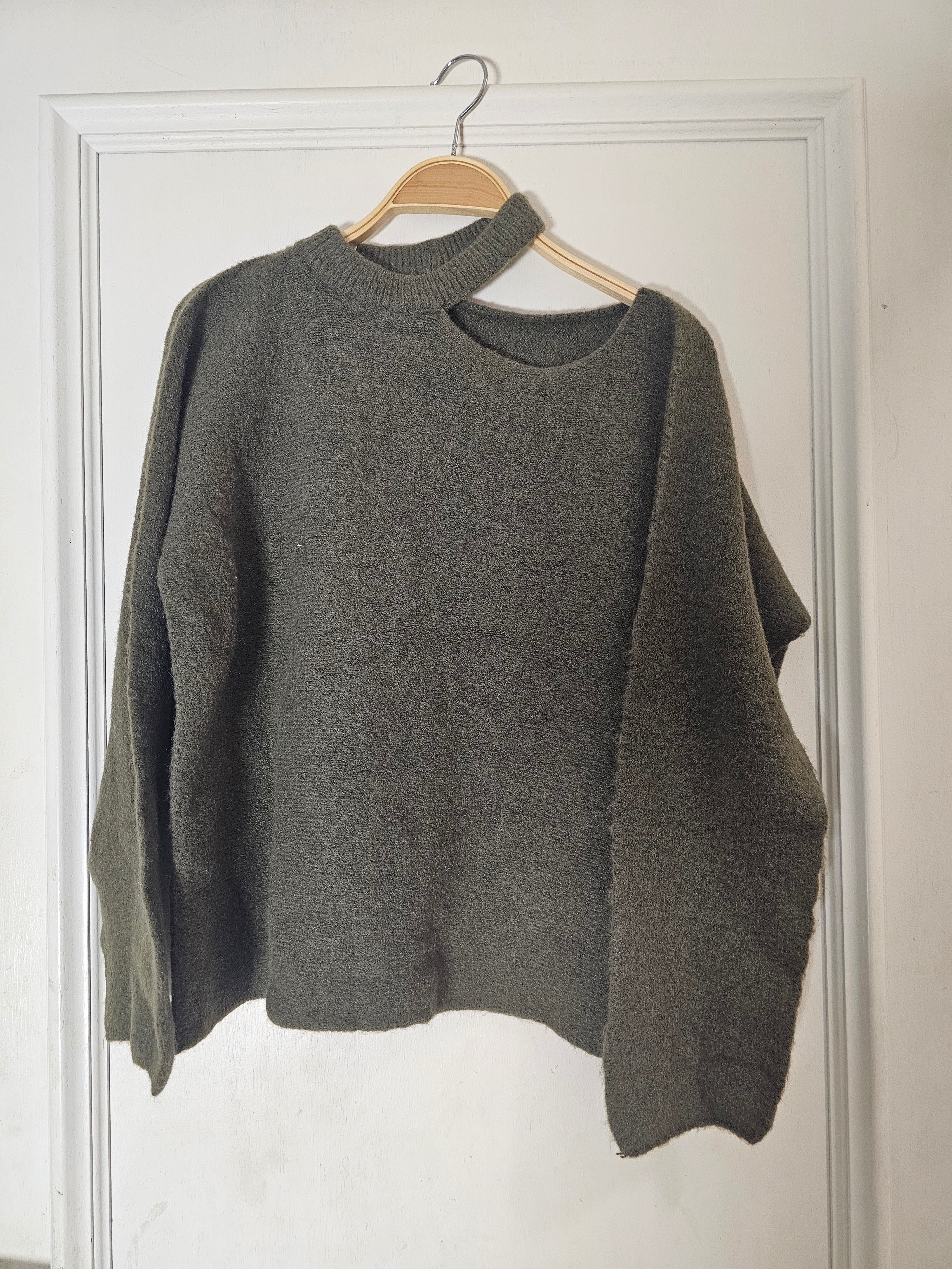 Pull épaule ouverte