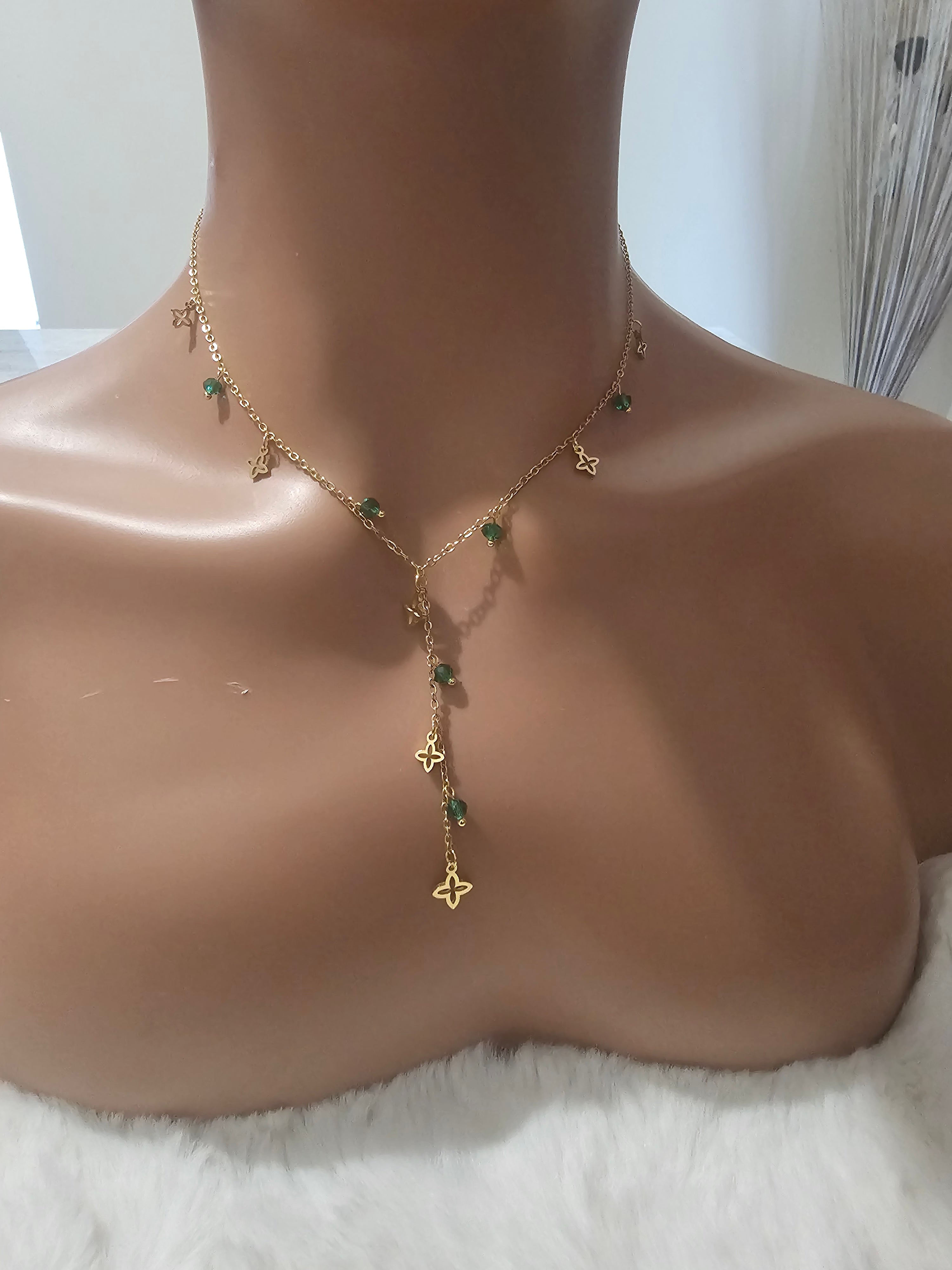 Collier Mona