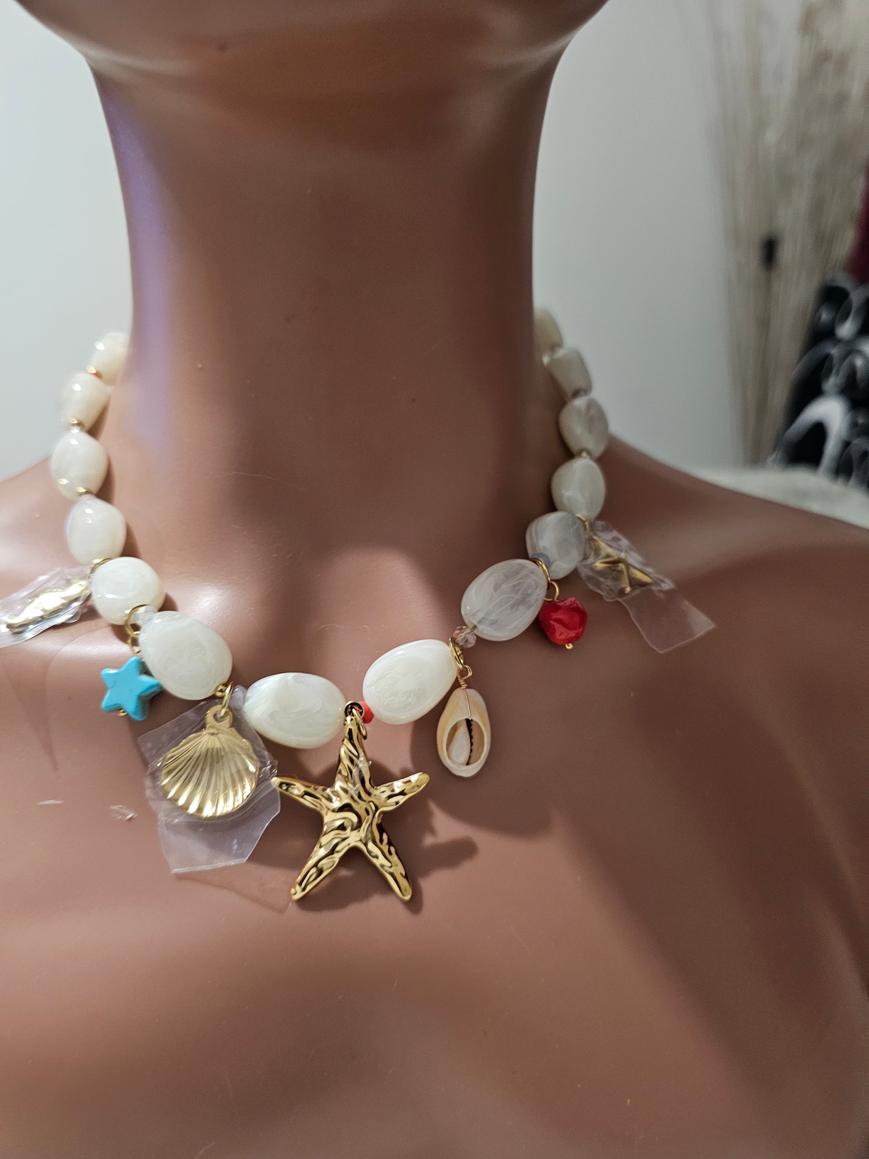 Collier Olivia