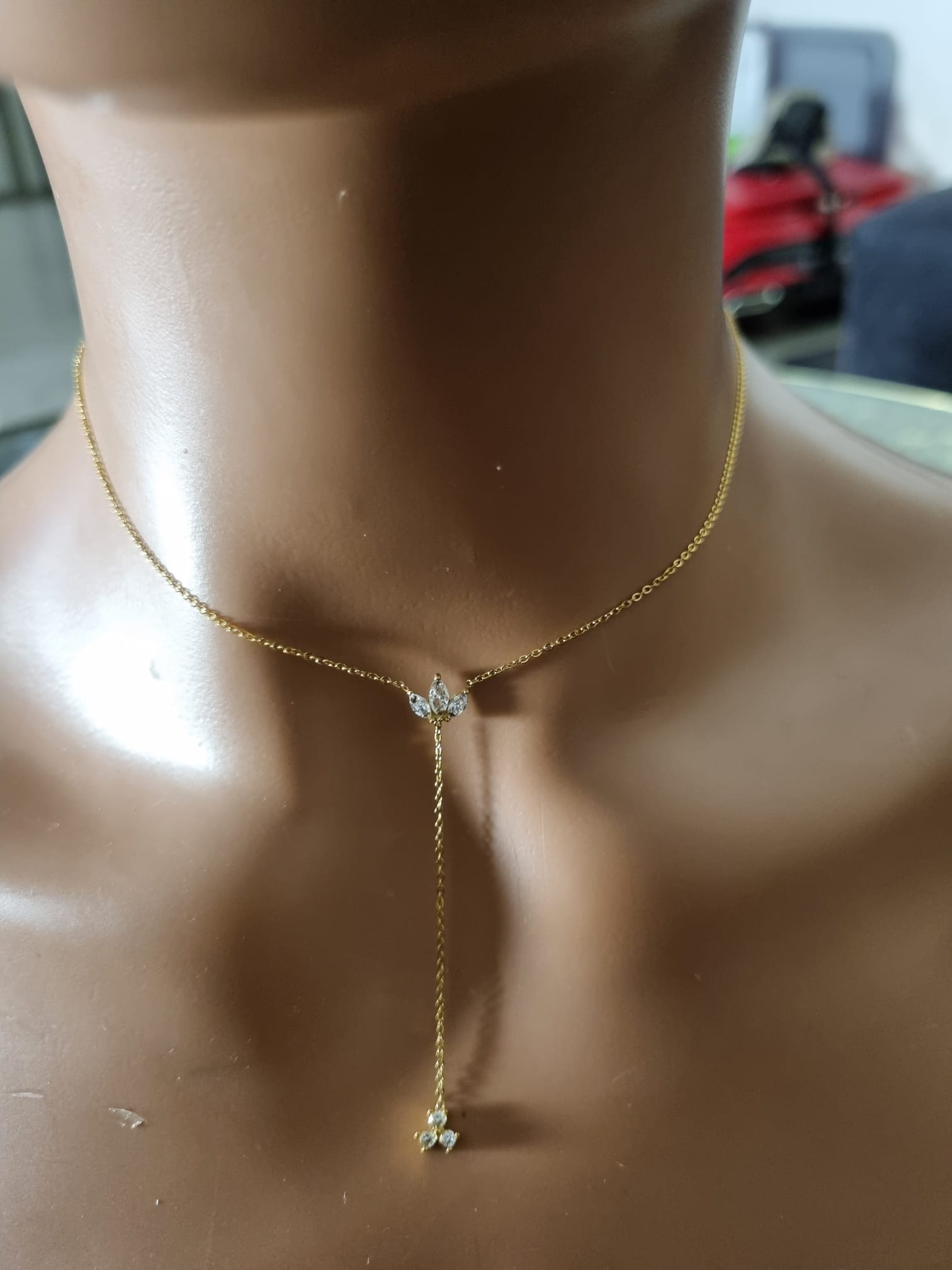 Collier ras-du-cou